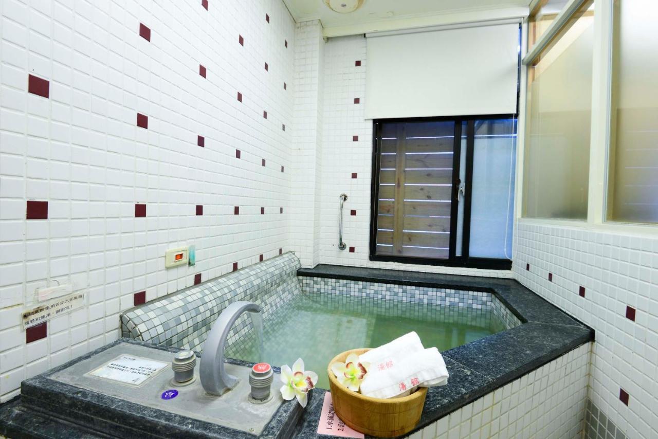 Wulai Town House Hotel Exterior photo